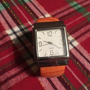 Orange watch 🤛⏰